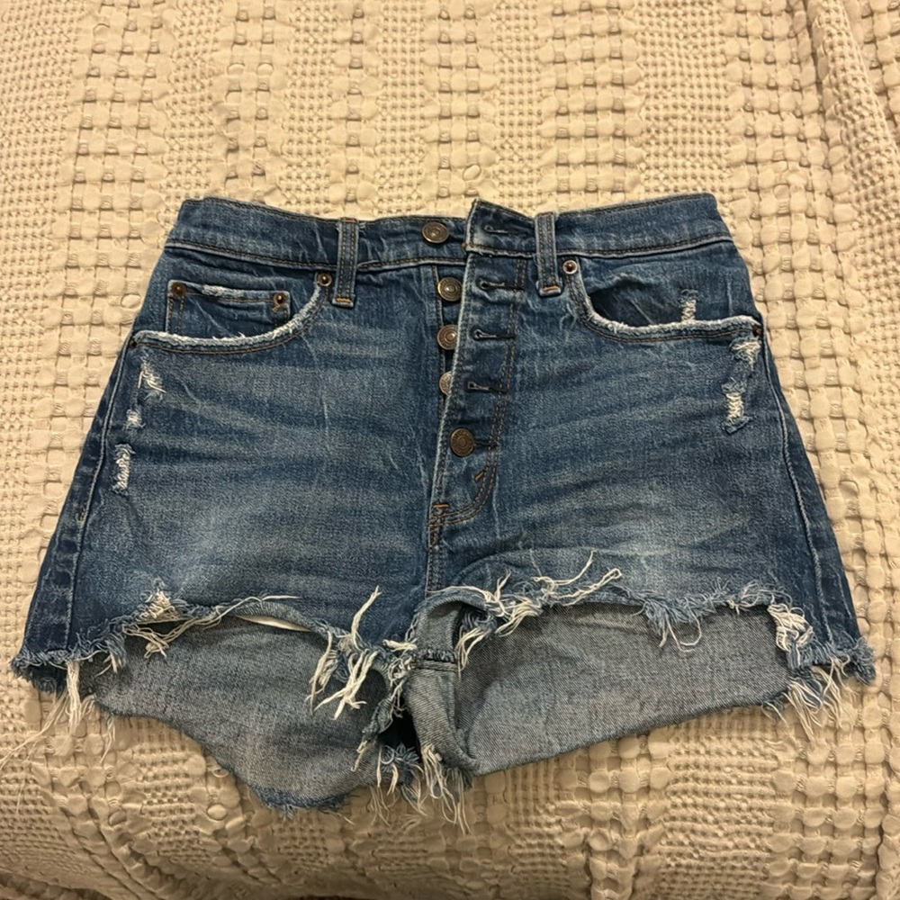 Abercrombie and Fitch High Rise Mom Shorts 26